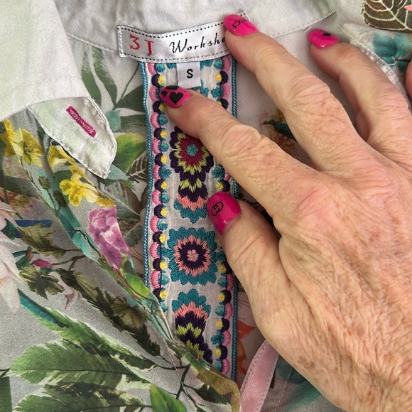 Johnny Was 3J Floral Sheer Button-Up Blouse. Sz S p2p 20” - Picture 2 of 7